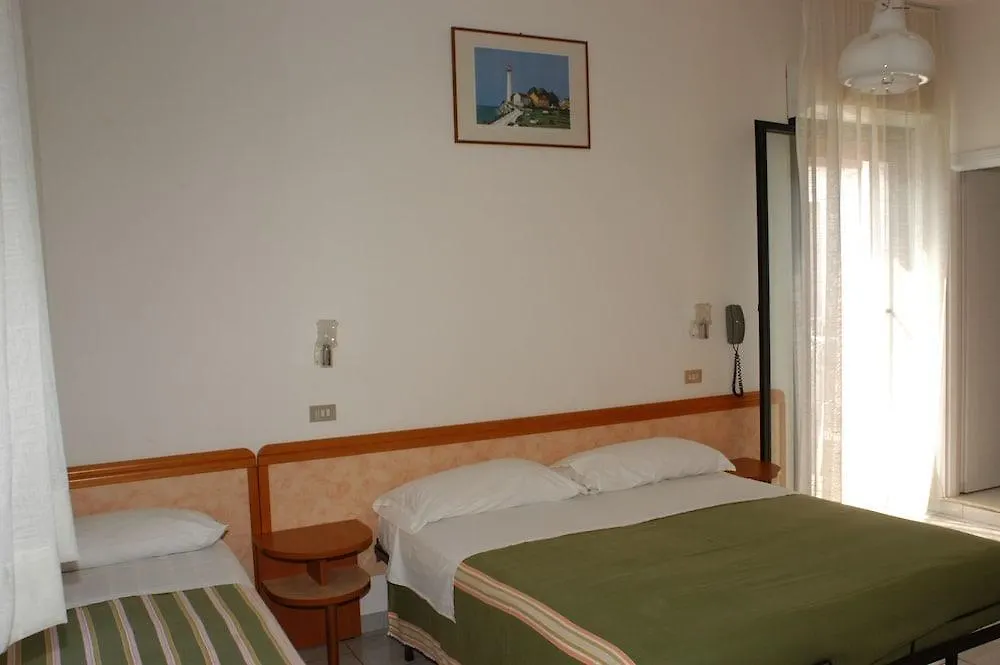 Hotel Roma Residenza Червия