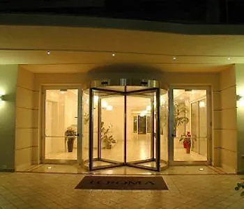 Hotel Roma Residenza Червия Италия