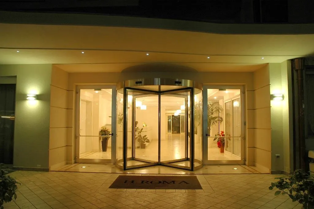 Hotel Roma Residenza Червия 3*,